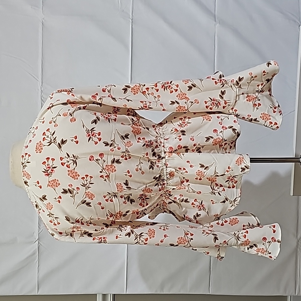 Pretty Floral Top M Meraki - Picture 8 of 9